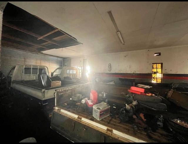 BUSINESS FOR SALE IN SPRINGS CENTRAL